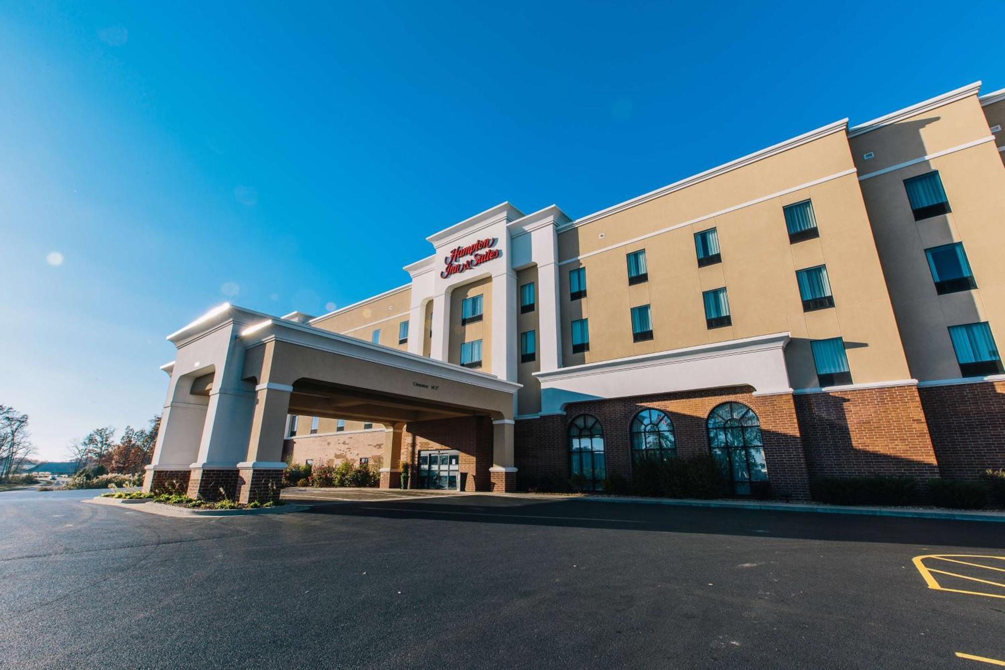 Hampton Inn & Suites Effingham Exterior photo