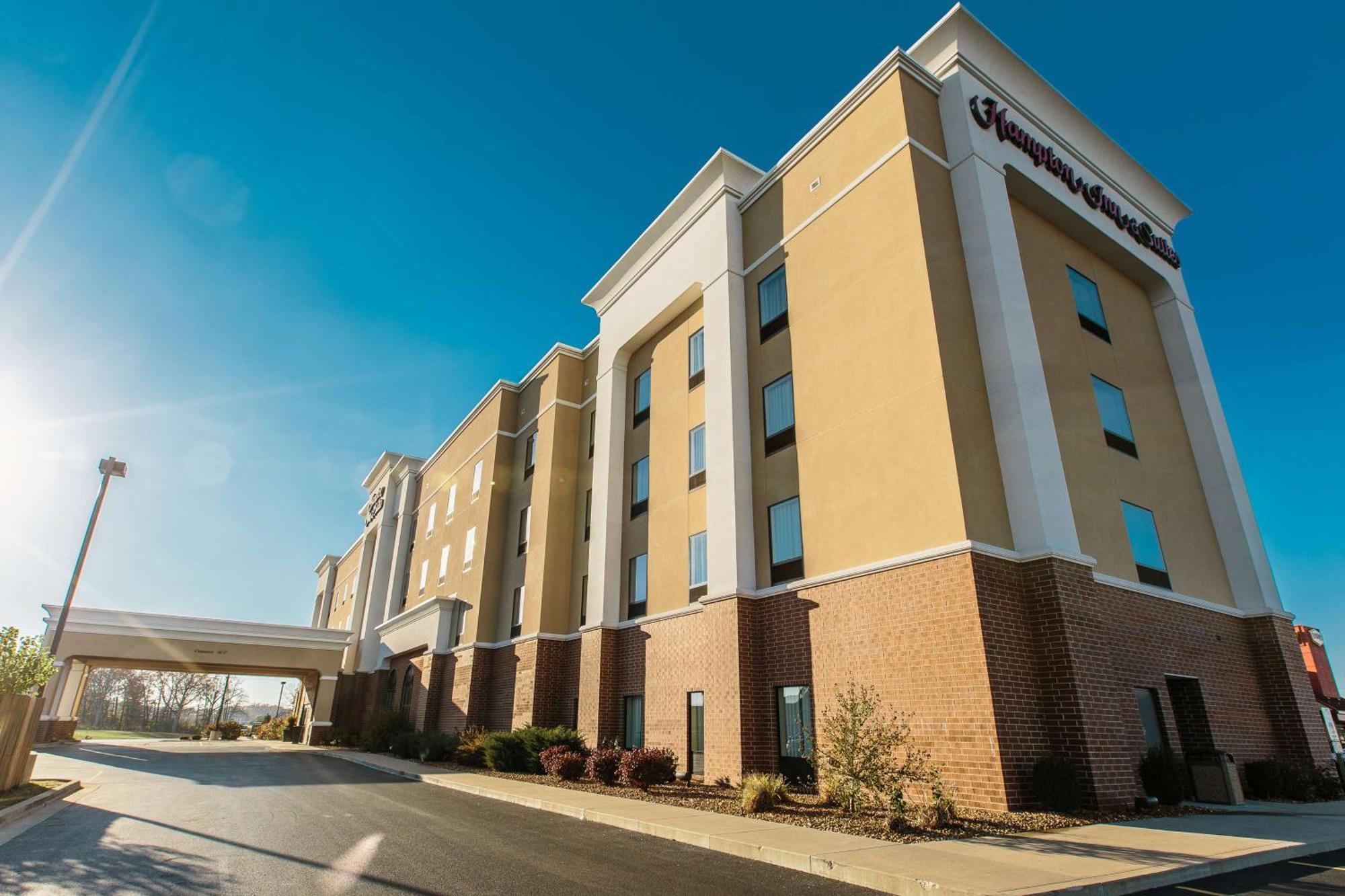 Hampton Inn & Suites Effingham Exterior photo